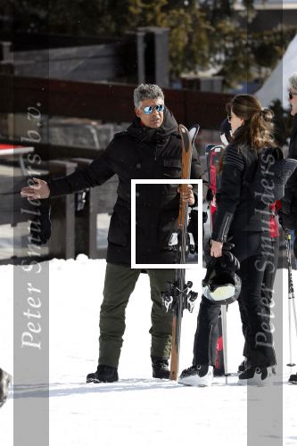 Lech/ Oberlech 25 februari 2018
Frank Rijkaard met zijn vrouw Stephanie Rijkaard en hun zoon in Lech
