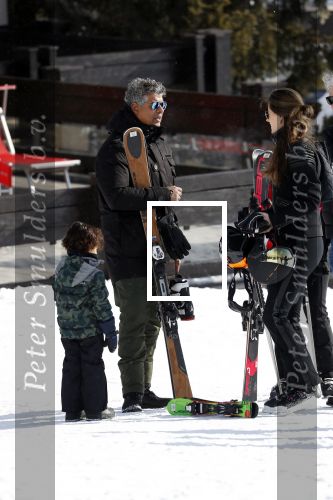 Lech/ Oberlech 25 februari 2018
Frank Rijkaard met zijn vrouw Stephanie Rijkaard en hun zoon in Lech