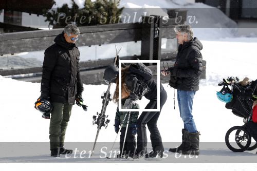 Lech/ Oberlech 25 februari 2018
Frank Rijkaard met zijn vrouw Stephanie Rijkaard en hun zoon in Lech