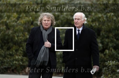 Leusden 6 maart 2018
Crematie Mies Bouwman in crematorium Leusden. Fred Oster met regisseur Bob ...
