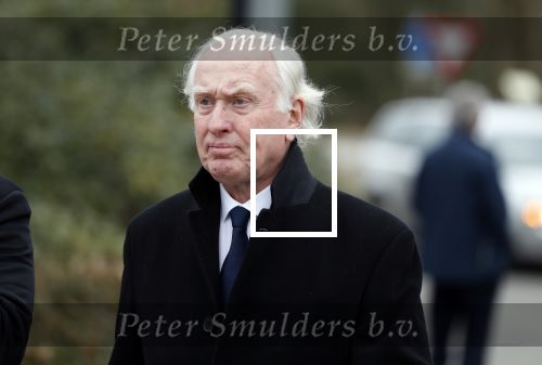 Leusden 6 maart 2018
Crematie Mies Bouwman in crematorium Leusden. Fred Oster met regisseur Bob ...