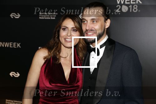 Amsterdam 9 maart 2018 
Boekenbal 2018 in de schouwburg van Amsterdam. Heleen v Rooyen met partner Bart