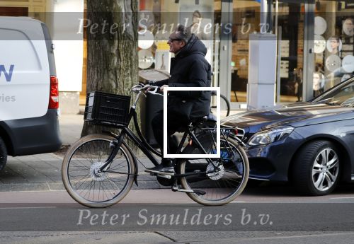 Amsterdam 21 februari 2018
Henny Vrienten met zijn zoon op de fiets