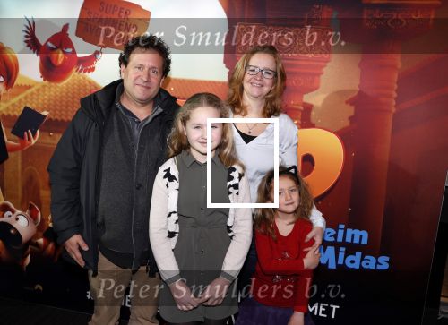 Amsterdam 11 februari 2018
Premiere Ted en het geheim van koning Midas in Pathe arena. Hilke Bierman met man en kinderen