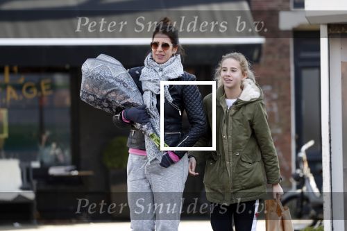 Amsterdam 24 februari 2018
Isa Hoes met dochter Vlinder in Amsterdam zuid