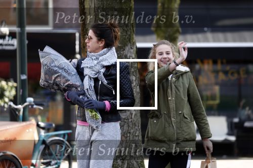 Amsterdam 24 februari 2018
Isa Hoes met dochter Vlinder in Amsterdam zuid