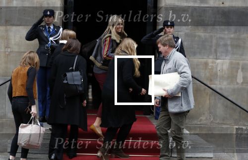 Amsterdam 3 februari 2018 
Prinses Beatrix viert haar 80e verjaardag in het paleis op de dam.  Koning Willem-Alexander en koningin Maxima arriveren met hun dochters, de prinsessen Amalia, Alexia en Ariane