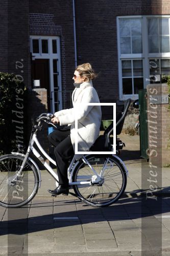 Amsterdam 6 februari 2018 
Lieke v Lexmond op haar verjaardag op de fiets in Amsterdam
