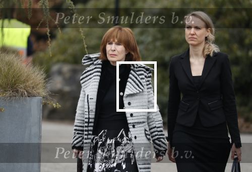 Leusden 6 maart 2018
Crematie Mies Bouwman in crematorium Leusden. Liesbeth List met dochter Elisah en schoonzoon