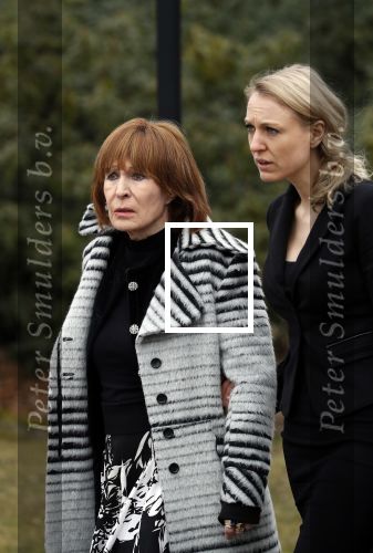 Leusden 6 maart 2018
Crematie Mies Bouwman in crematorium Leusden. Liesbeth List met dochter Elisah en schoonzoon