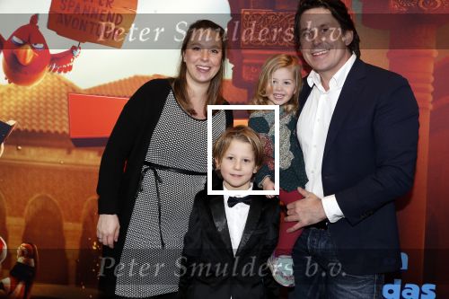 Amsterdam 11 februari 2018
Premiere Ted en het geheim van koning Midas in Pathe arena. Lodewijk Hoekstra met zijn zwangere vriendin en zijn kinderen