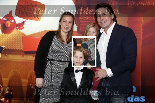 Amsterdam 11 februari 2018
Premiere Ted en het geheim van koning Midas in Pathe arena. Lodewijk Hoekstra met zijn zwangere vriendin en zijn kinderen