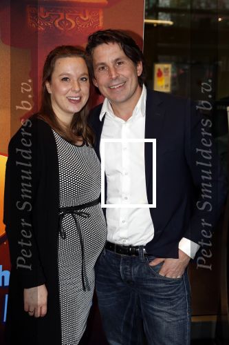 Amsterdam 11 februari 2018
Premiere Ted en het geheim van koning Midas in Pathe arena. Lodewijk Hoekstra met zijn zwangere vriendin en zijn kinderen