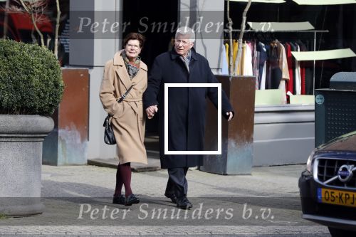 Amsterdam 9 maart 2018 
Joop Daalmeijer en zijn vrouw Maartje v Weegen hand in hand wandelend door Amsterdam