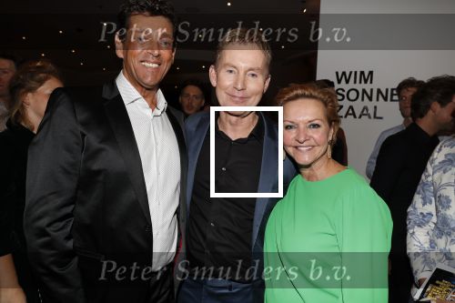 Amsterdam 5 februari 2018
Premiere van the full monty in het nieuwe de la mar theater. Hans Cornelisse met partner en Mariska v Kolck