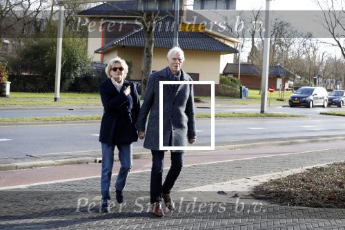 Hilversum 12 februari 2018
Martine Bijl en Berend Boudewijn wandelend hand in hand