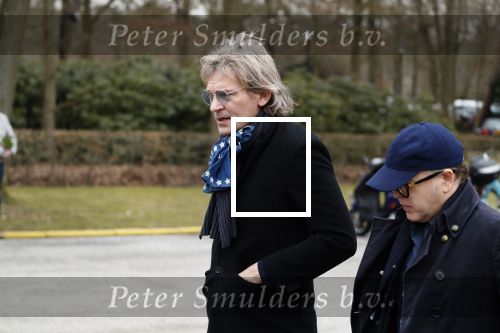 Leusden 6 maart 2018
Crematie Mies Bouwman in crematorium Leusden. Mathijs v Nieuwkerk met Marc Marie Huybregts