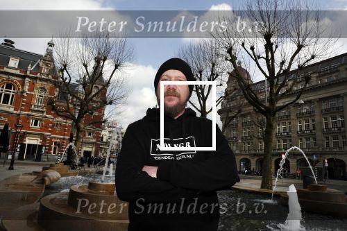 Amsterdam 9 maart 2018
Michel de man die een probleem heeft met Patricia Paay. Hij draagt een trui van eendevanger