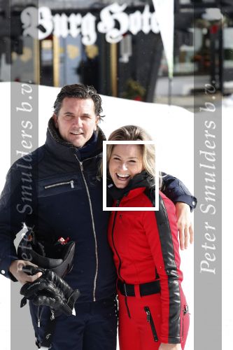 Lech/ Oberlech 25 februari 2018
Nikkie Plessen en haar man Ruben Bontekoe zij met hun kinderen op vakantie in Oberlech