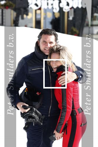 Lech/ Oberlech 25 februari 2018
Nikkie Plessen en haar man Ruben Bontekoe zij met hun kinderen op vakantie in Oberlech