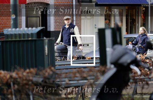 Amsterdam 5 maart 2018 
Patrick Stoof met zijn dochter op de fiets in Amsterdam