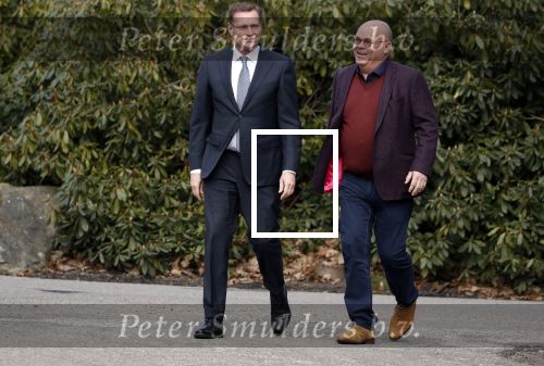 Leusden 6 maart 2018
Crematie Mies Bouwman in crematorium Leusden. Paul de Leeuw en Albert Verlinde