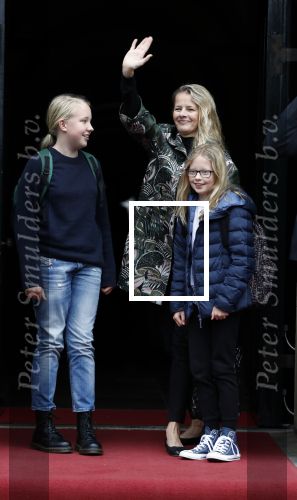 Amsterdam 3 februari 2018 
Prinses Beatrix viert haar 80e verjaardag in het paleis op de dam.
Prinses Mabel met haar kinderen Gravin Luana en Gravin Zaria
