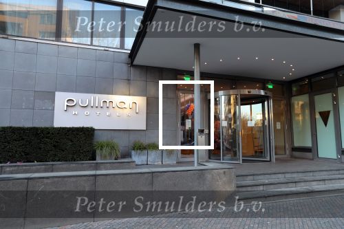 Eindhoven, 12 Februari 2018
Het Pullman Hotel tijdens de karnaval
Bavaria vult bier aan