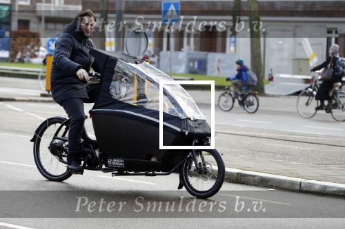Amsterdam 10 februari 2018 
Ronald de Boer op zijn electrische bakfiets