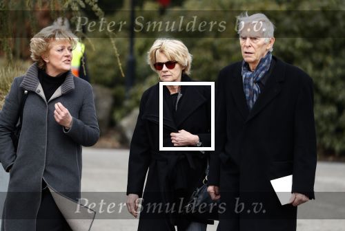 Leusden 6 maart 2018
Crematie Mies Bouwman in crematorium Leusden. Simone Kleinsma met Martine Bijl en Berend Boudewijn
