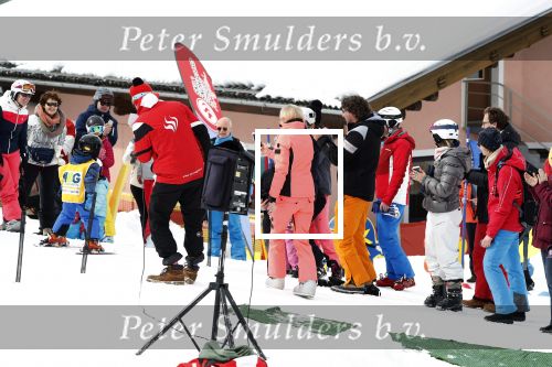 Wargain 1 maart 2018
Sonja Bakker en haar vriend  Barry van Suijdam en zoontje Bram op ski vakantie.