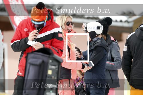 Wargain 1 maart 2018
Sonja Bakker en haar vriend  Barry van Suijdam en zoontje Bram op ski vakantie.