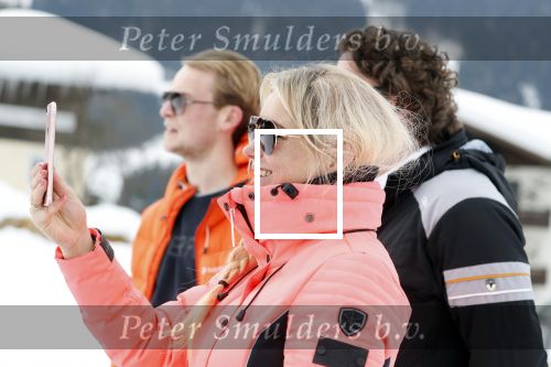 Wargain 1 maart 2018
Sonja Bakker en haar vriend  Barry van Suijdam en zoontje Bram op ski vakantie.