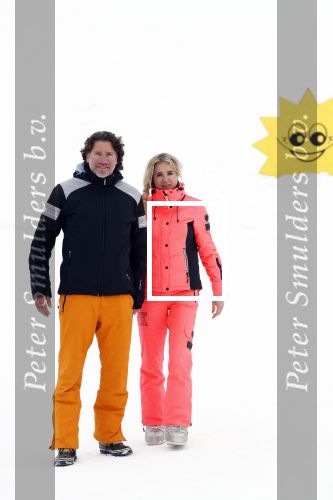 Wargain 1 maart 2018
Sonja Bakker en haar vriend  Barry van Suijdam en zoontje Bram op ski vakantie.