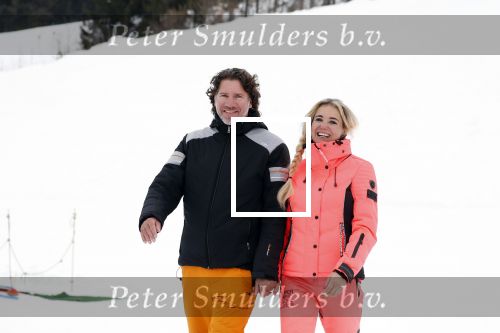 Wargain 1 maart 2018
Sonja Bakker en haar vriend  Barry van Suijdam en zoontje Bram op ski vakantie.
