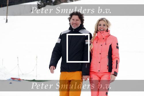 Wargain 1 maart 2018
Sonja Bakker en haar vriend  Barry van Suijdam en zoontje Bram op ski vakantie.