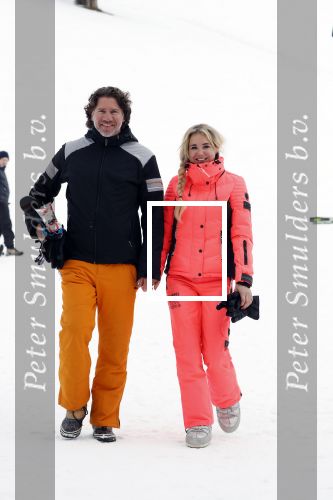 Wargain 1 maart 2018
Sonja Bakker en haar vriend  Barry van Suijdam en zoontje Bram op ski vakantie.