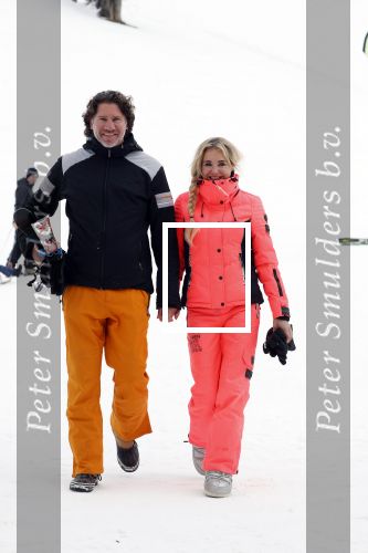 Wargain 1 maart 2018
Sonja Bakker en haar vriend  Barry van Suijdam en zoontje Bram op ski vakantie.