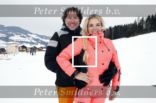 Wargain 1 maart 2018
Sonja Bakker en haar vriend  Barry van Suijdam en zoontje Bram op ski vakantie.