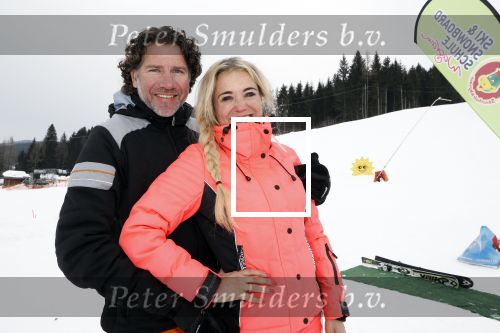 Wargain 1 maart 2018
Sonja Bakker en haar vriend  Barry van Suijdam en zoontje Bram op ski vakantie.
