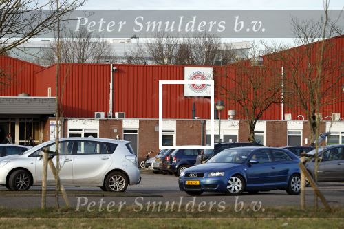 Leusden 14 februari 2018
Barbie ( Samantha de Jong ) en haar nieuwe vriend Jordi Ossel arriveren bij zijn huis. Sportschool