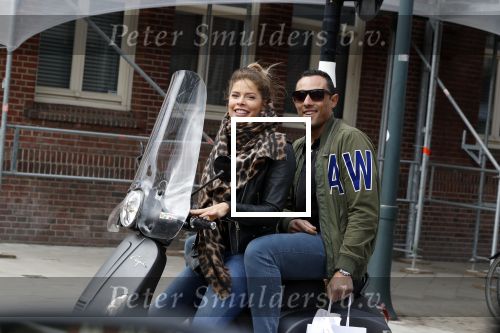 Amsterdam 12 maart 2018
Stephanie Tency met haar compagnon op de scooter