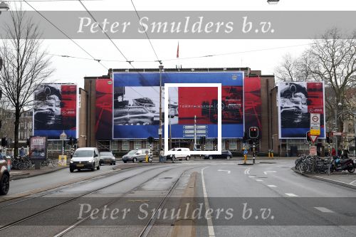Amsterdam 10 maart 2018
Reclame Tommy Hilfiger in combinatie met het F1 team van Mercedes
