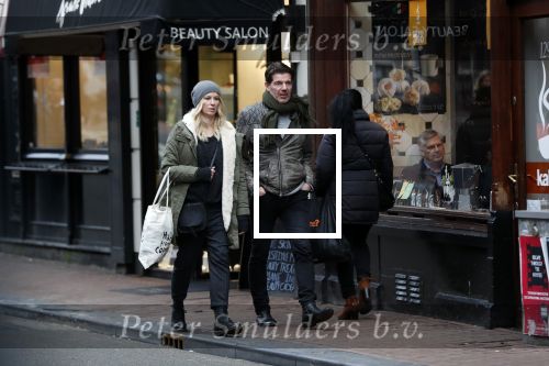 Amsterdam 19 december 2017
Twan Huys en zijn vrouw op de Utrechtsestraat