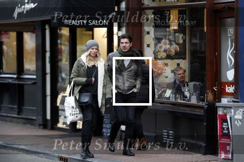 Amsterdam 19 december 2017
Twan Huys en zijn vrouw op de Utrechtsestraat
