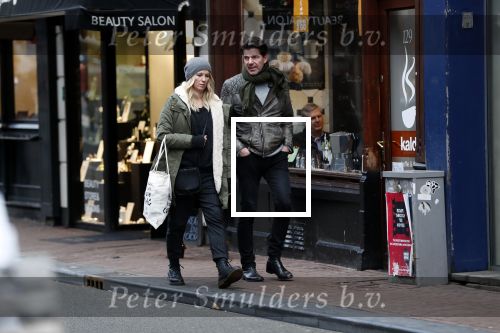 Amsterdam 19 december 2017
Twan Huys en zijn vrouw op de Utrechtsestraat