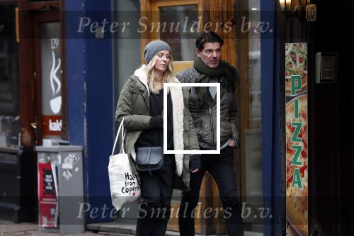 Amsterdam 19 december 2017
Twan Huys en zijn vrouw op de Utrechtsestraat
