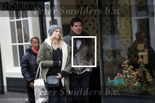 Amsterdam 19 december 2017
Twan Huys en zijn vrouw op de Utrechtsestraat