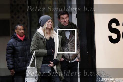 Amsterdam 19 december 2017
Twan Huys en zijn vrouw op de Utrechtsestraat