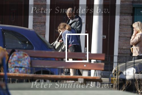 Amsterdam 27 februari 2019
Alain Clark en .. halen zijn zoontje op van school.